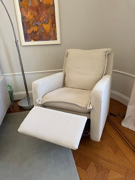 Oilo Studio amningsfåtölj / recliner