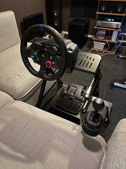 Logitech G29 med uppgraderingar + stativ + växelspak + pedalkit