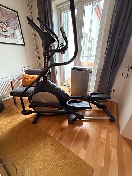 Finnlo Ellypsis ELLIPTICAL crosstrainer svart