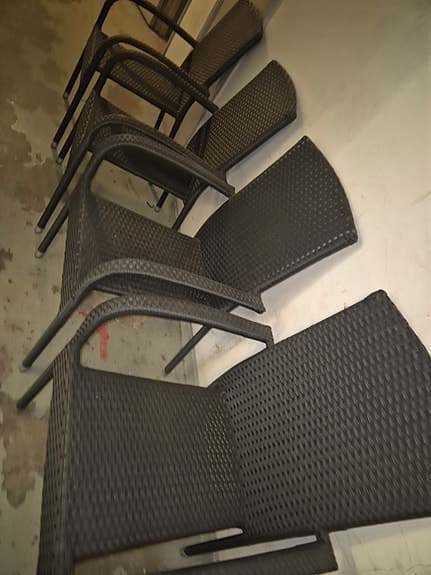 4 trädgårdsstolar