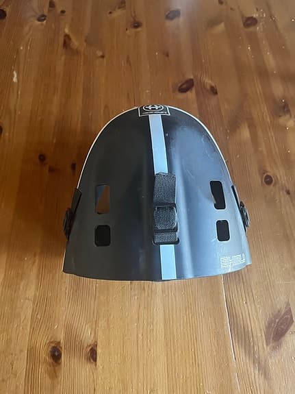 Innebandy målvaktshjälm