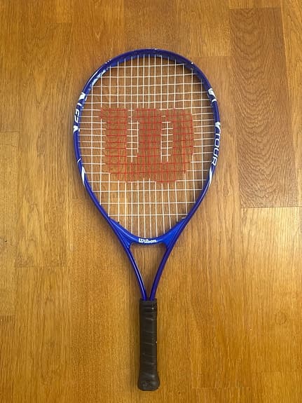 Tennisracket barn