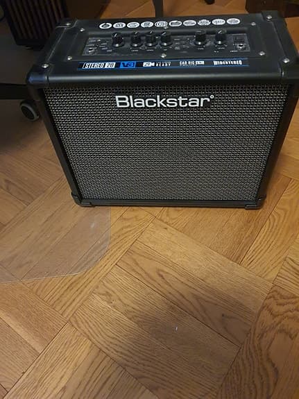 Blackstar V3 20W Förstärkare