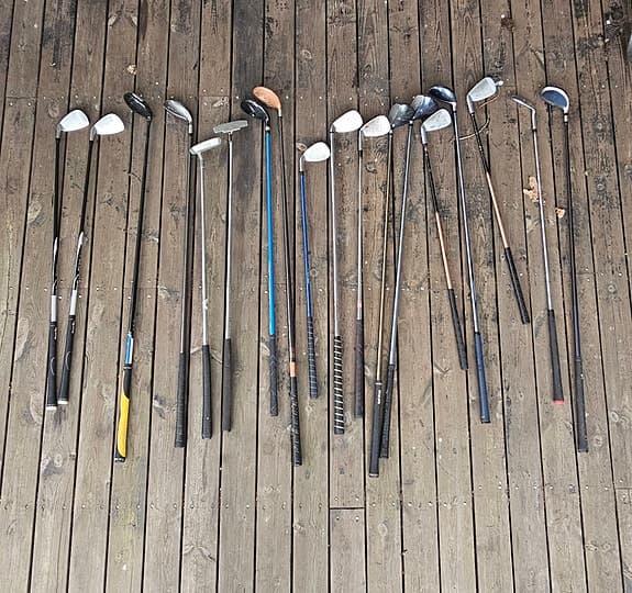 Golfklubbor blandade