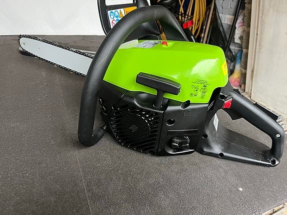Motorsåg grön aldrig använd