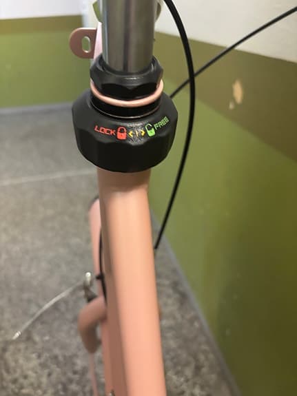 Popal damcykel i rosa