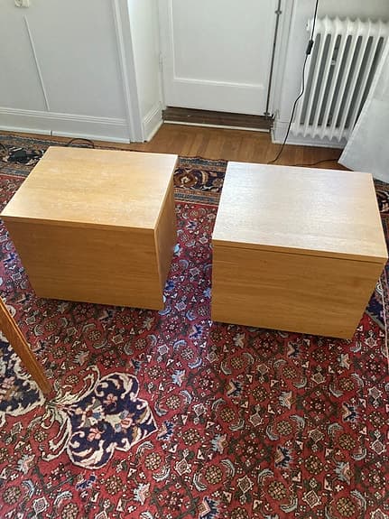 Sängbord med låda trä ljusbrun