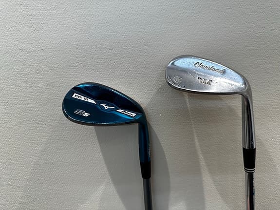 Mizuno och Cleveland wedge golfklubbor stål skaft