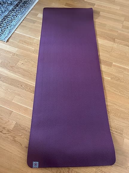 Gaiam yogamatta lila
