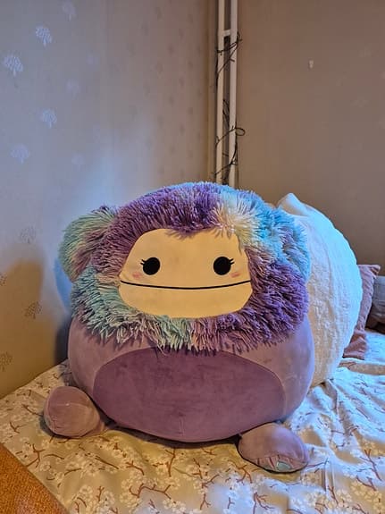 Stor Squishmallows: Eden Bigfoot