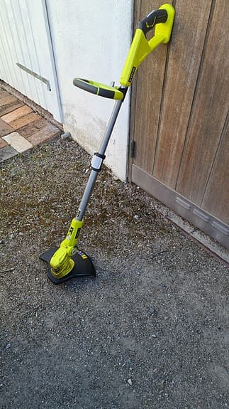 Ryobi grästrimmer batteridriven