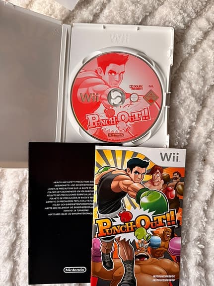 Nintendo Wii-konsol med spel och tillbehör