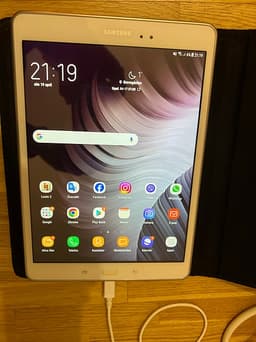 Samsung Galaxy Tab A surfplatta 16 GB vit