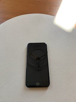 Apple iPhone 7 mobiltelefon 32 GB svart