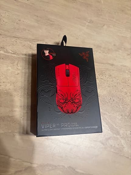 Razer Viper v3 pro gaming mus.