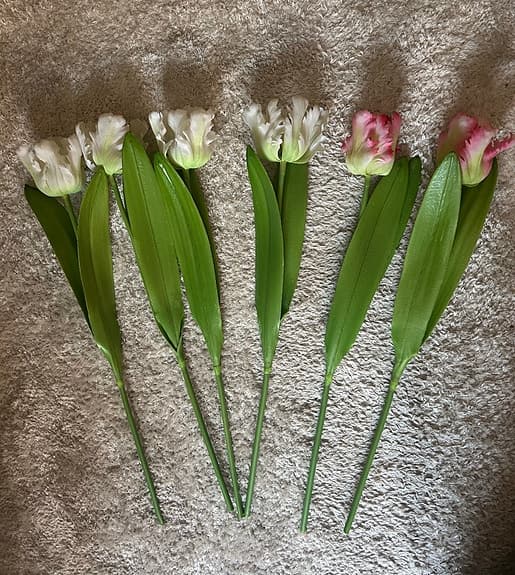 Plastblommor & ljushållarblommor i plast