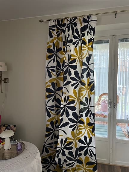 Marimekko ”Hevoskastanja” gardinlängd
