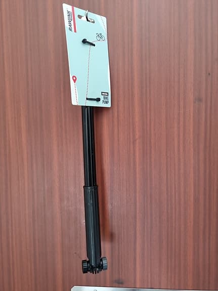 Cykelpump handpump svart