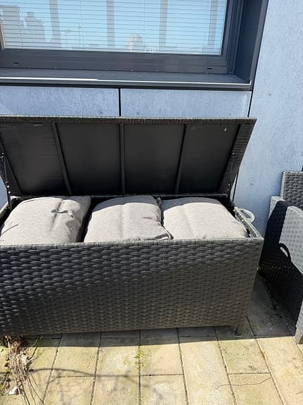 Förvaringslåda utomhus svart konstrotting