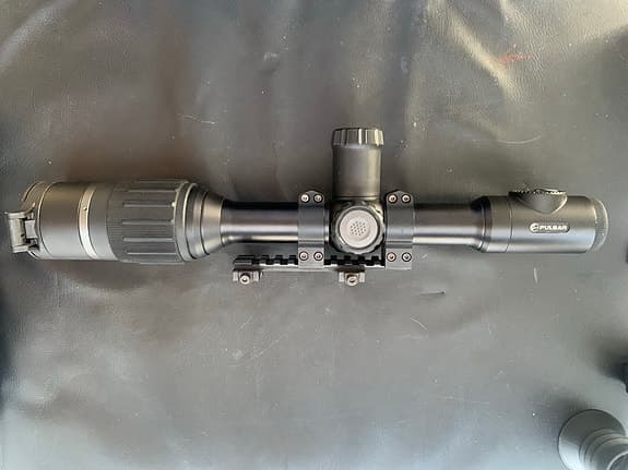 Pulsar Digex n455, Stalon mynningsbroms, picatinny skena blaser