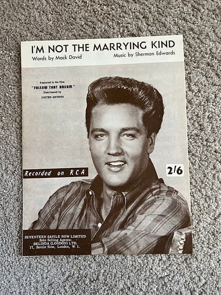 RCA Elvis Presley vinylsingel och nothäfte "I’m Not The Marrying Kind"