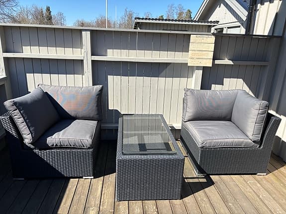 Okänt märke loungeset utemöbler rotting glasbord grå