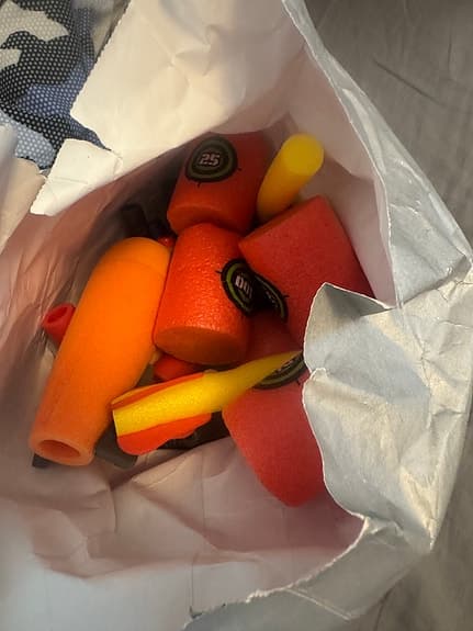 Nerf leksaksvapen med tillhörande skott