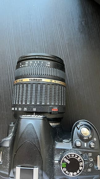 Nikon D3100 + Tamron 18-200mm