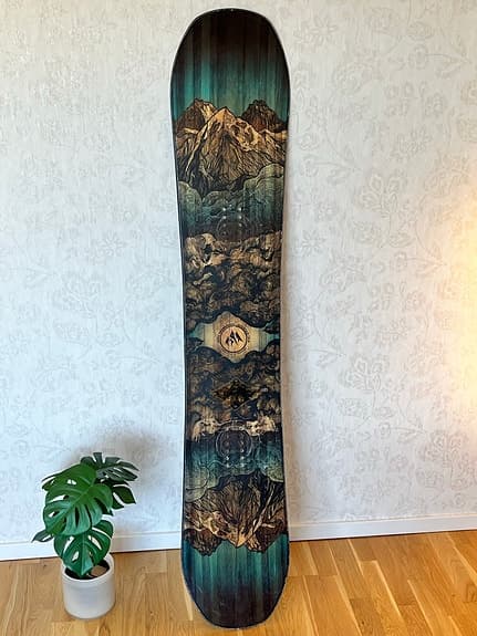 Jones snowboard Mountain Twin