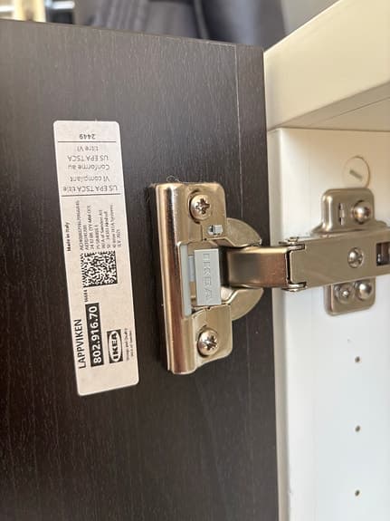 IKEA förvaringsskåp svart/vitt