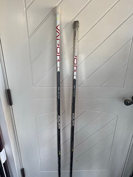 Bauer Vapor Hyperlite hockeyklubbor P28 50/55 flex svart
