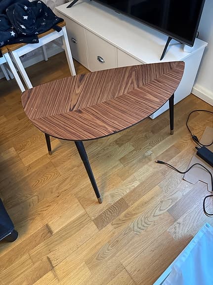 ”Lövet” Ikea nattduksbord