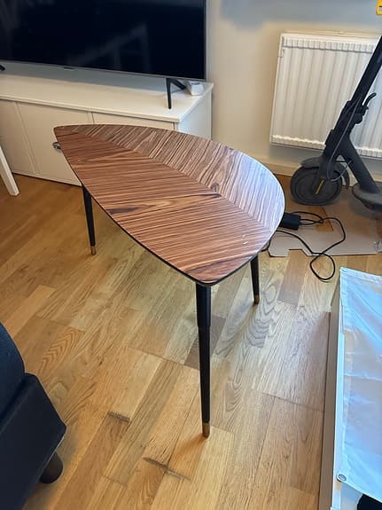 ”Lövet” Ikea nattduksbord
