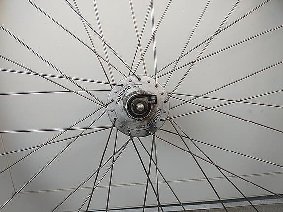 Bike Attitude Long Life framhjul 28 tum silver med svart däck