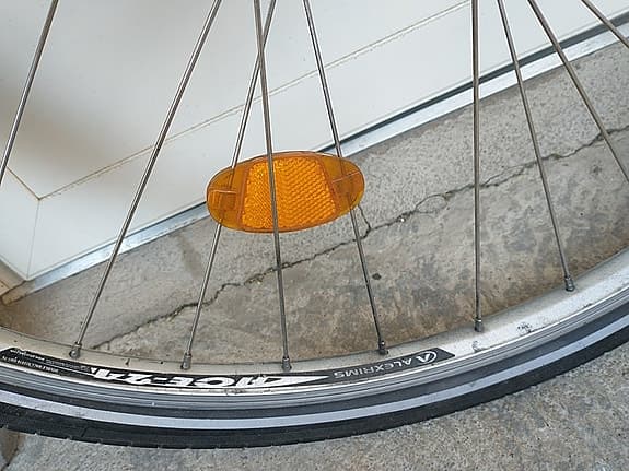 Bike Attitude Long Life framhjul 28 tum silver med svart däck