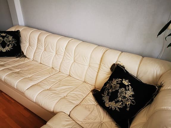 Skinn hörnsoffa beige/creme