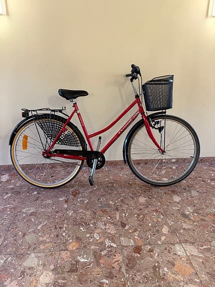 Crescent stadscykel 22" röd kvinna