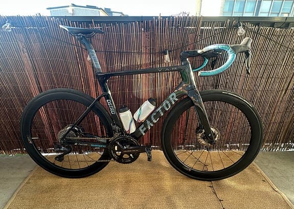 Factor Ostro Vam landsvägscykel 56 cm