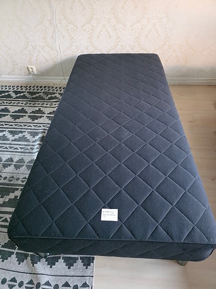 Jysk Dreamzone Gold B30 resårmadrass svart