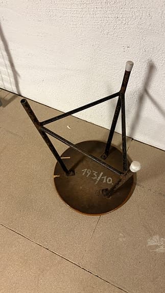 Vintage pall i trä & metall – retro/industriell stil