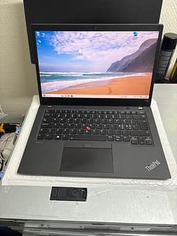 Lenovo ThinkPad T14s Gen 2 bärbar dator 14 tum svart