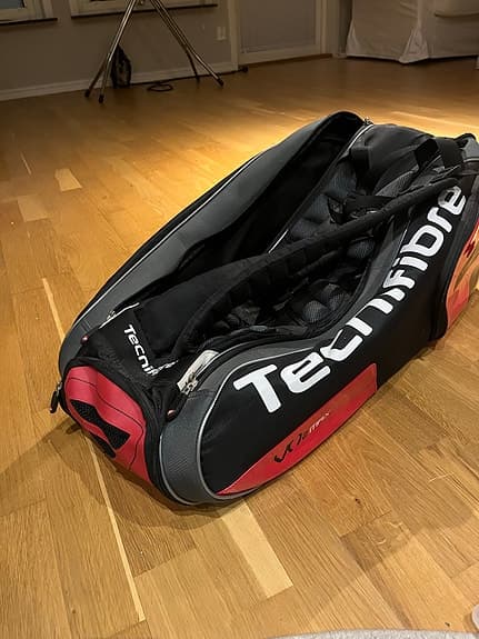 Tecnifibre tennisracket och racketväska, samt Prince racket