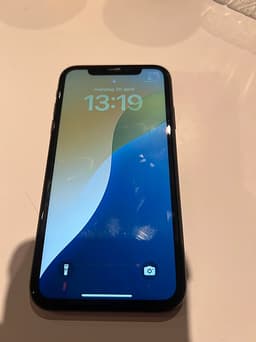 Apple iPhone Xr mobiltelefon 64 GB svart