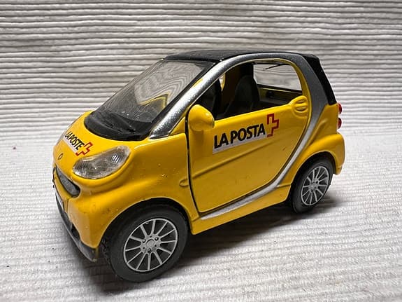 Maisto Smart Fortwo 1:32 modelbil