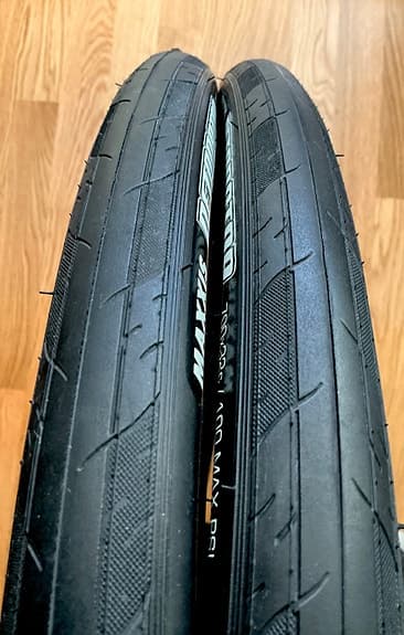 Cykeldäck MAXXIS DETONATOR 700x32C Nya racerdäck 0 mil