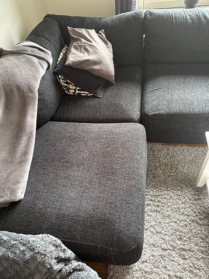 Fin L-formad soffa från Bellus