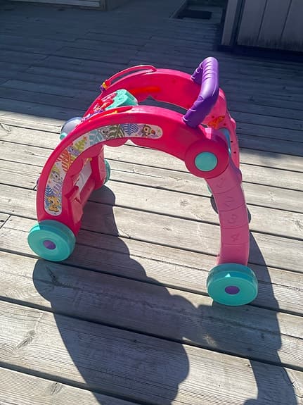 Little Tikes 3-i-1 aktivitetsvagn