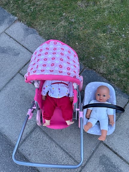 Baby Born dockvagn med babyskydd