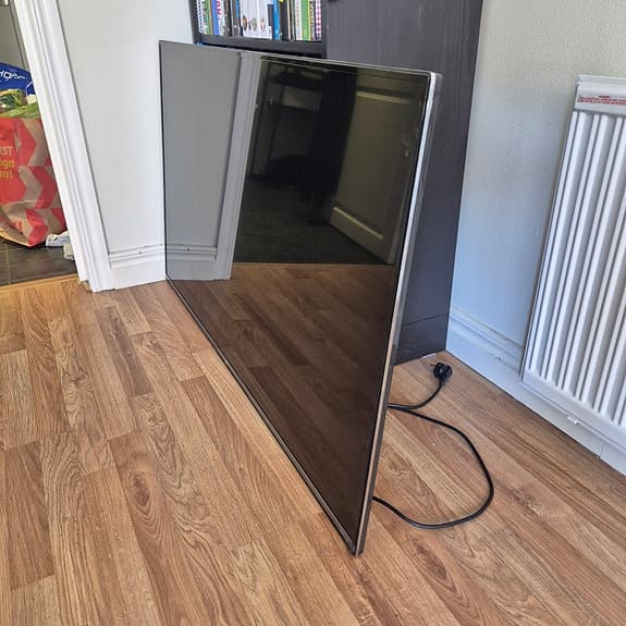 LG 55" (2015)
