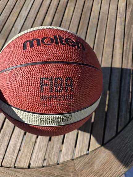 Basketboll Molten BG2000 strl 5